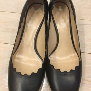 Chloe scalloped pumps